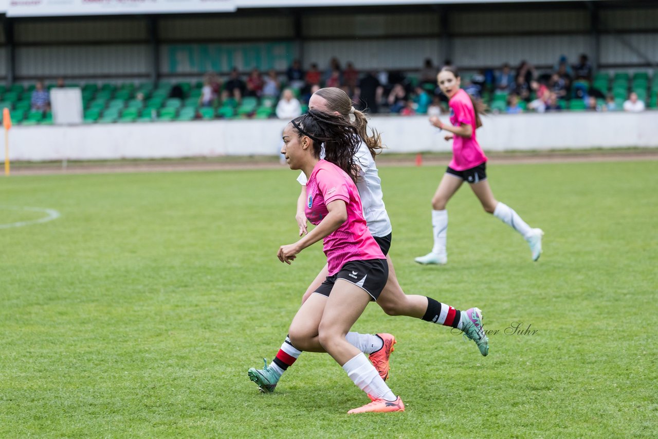 Bild 257 - Loewinnen Cup